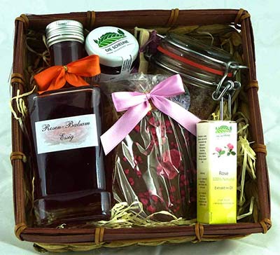 Präsentkorb für Frauen Rosen-Spezialitäten